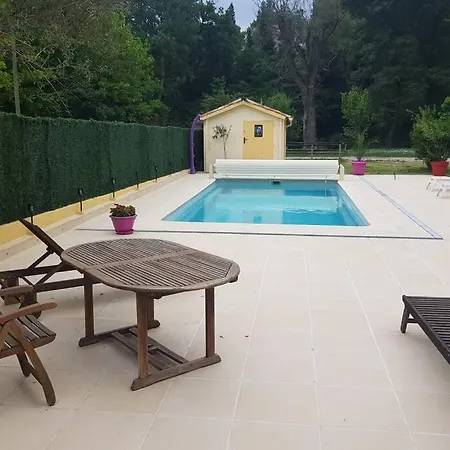 Maison Avec Riviere, Piscine, Spa, Sauna Infrarouge,terrain Boules, Ping-pong, Volley Et Badminton *