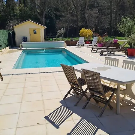 Holiday home Maison Avec Riviere, Piscine, Spa, Sauna Infrarouge,terrain Boules, Ping-pong, Volley Et Badminton *