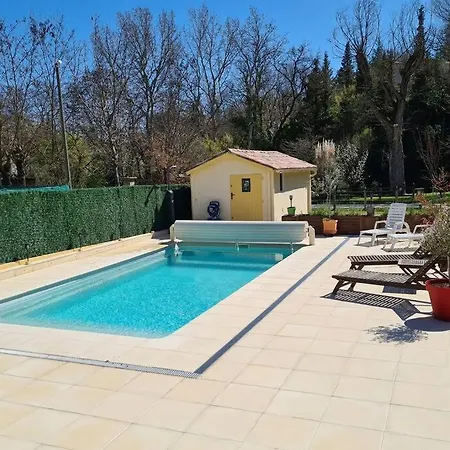 Maison Avec Riviere, Piscine, Spa, Sauna Infrarouge,terrain Boules, Ping-pong, Volley Et Badminton Holiday home